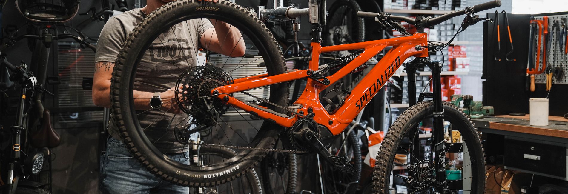 Luxuriöses Hotel Vier Jahreszeiten in Südtirol mit stilvoller Einrichtung und gemütlicher Atmosphäre