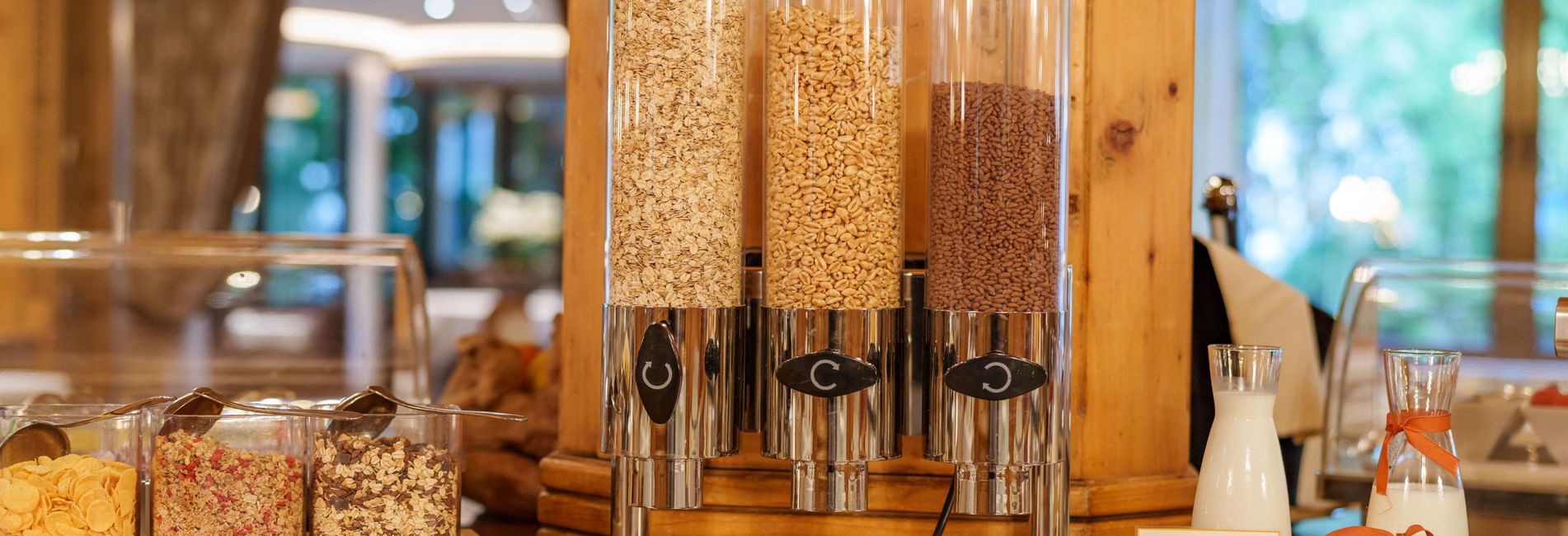 Luxury outdoor pool area at Hotel Vier Jahreszeiten in South Tyrol with mountain view Luxury outdoor pool area at Hotel Vier Jahreszeiten in South Tyrol with mountain view