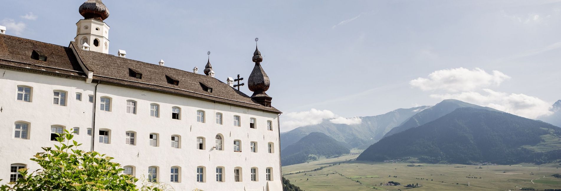 Monastero di Marienberg in Val Venosta durante una vacanza presso l’hotel Vier Jahreszeiten