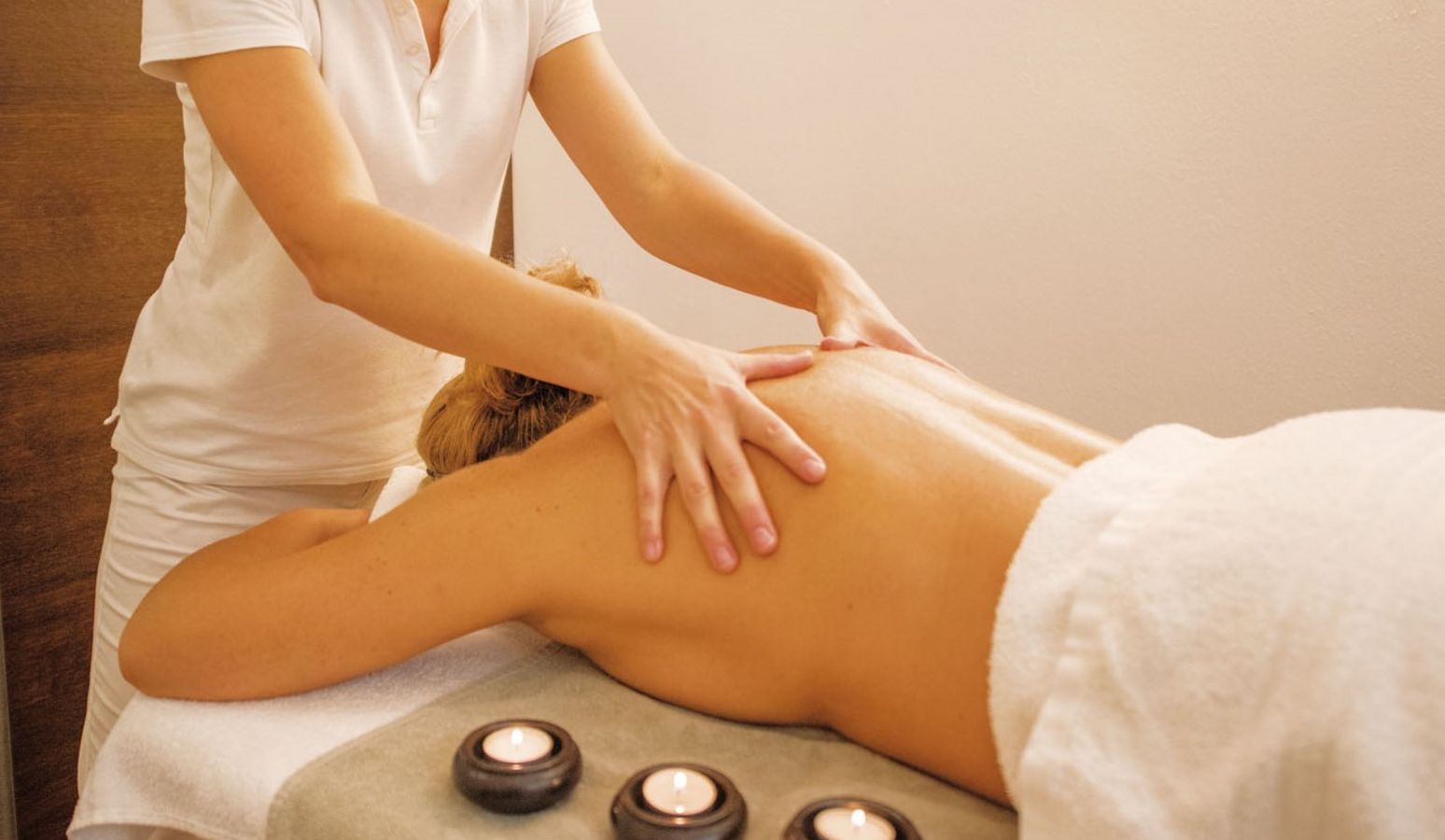 Massage im Wellnesshotel Vier Jahreszeiten in Südtirol Massage im Wellnesshotel Vier Jahreszeiten in Südtirol